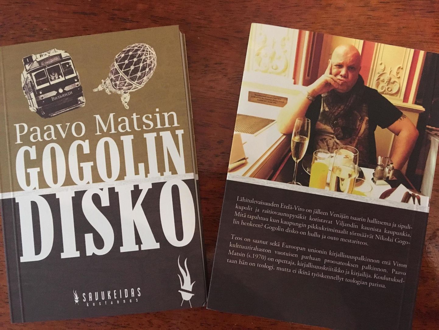 Efektse Viljandi trammiga "Gogoli disko" on nüüd kättesaadav ka soome lugejatele.