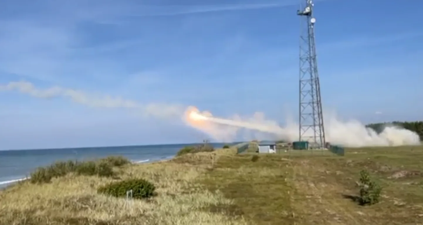 Ракетно-артиллерийские комплексы HIMARS.