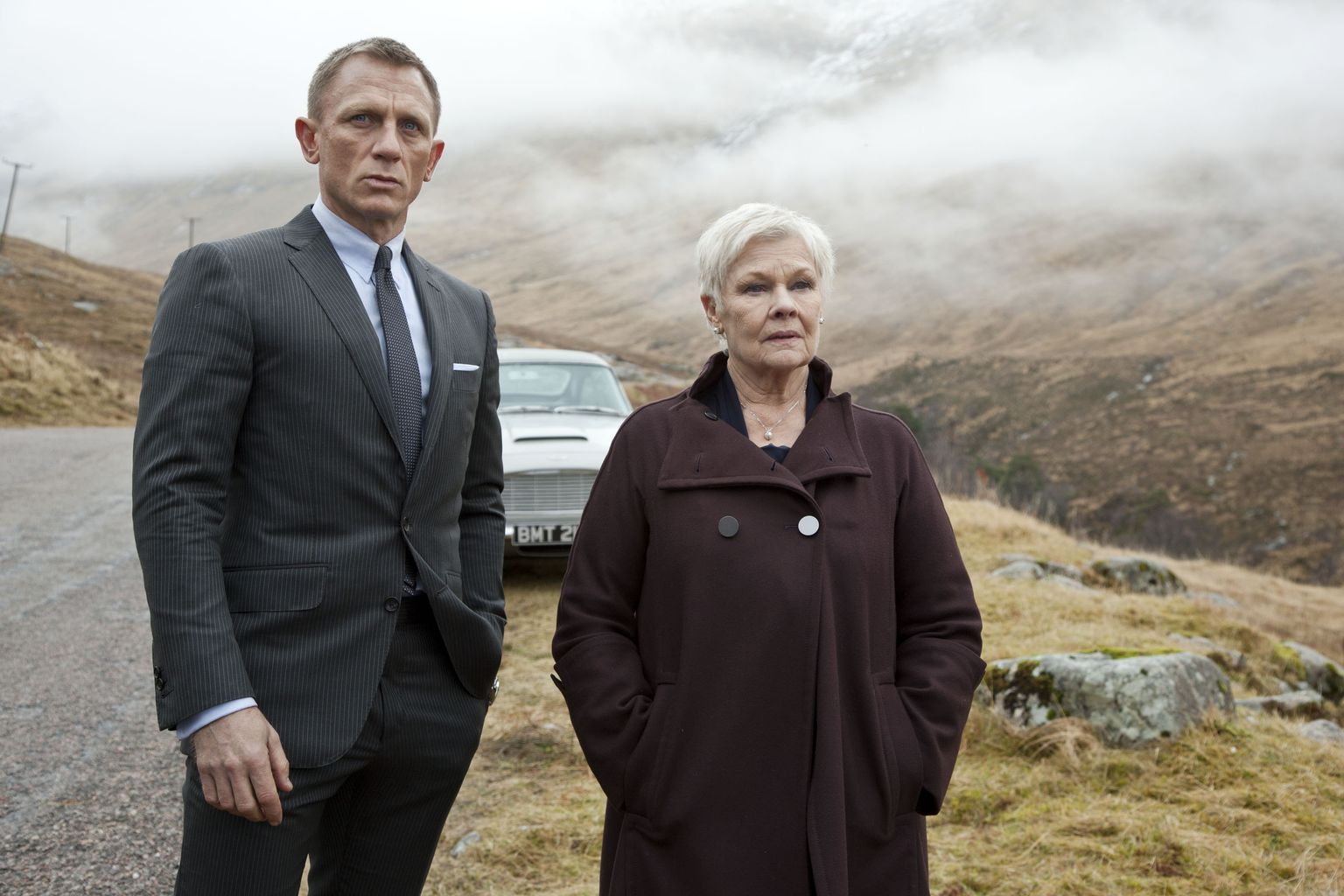 Daniel Craig James Bondina ja Judi Dench MI6 juhi M-ina filmis «Skyfall»