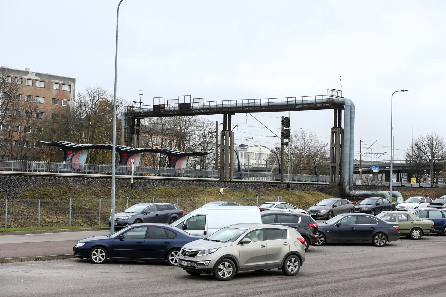 Tallinnas Lilleküla staadioni juures olev parkla.