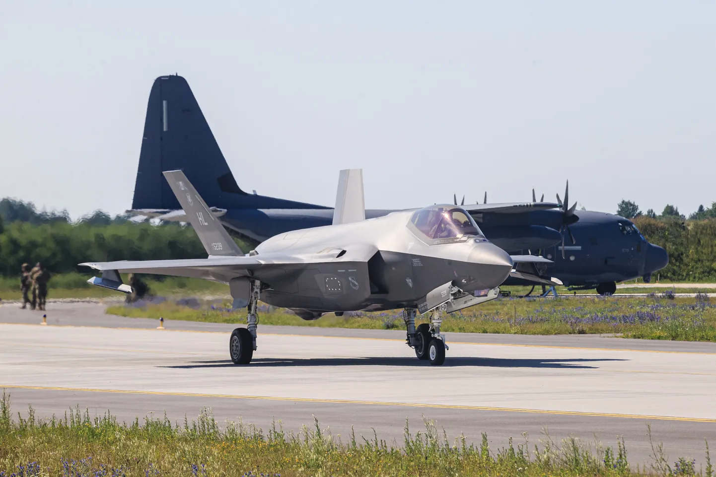 Liitlaste varghävitaja  F-35 Ämari lennubaasis.