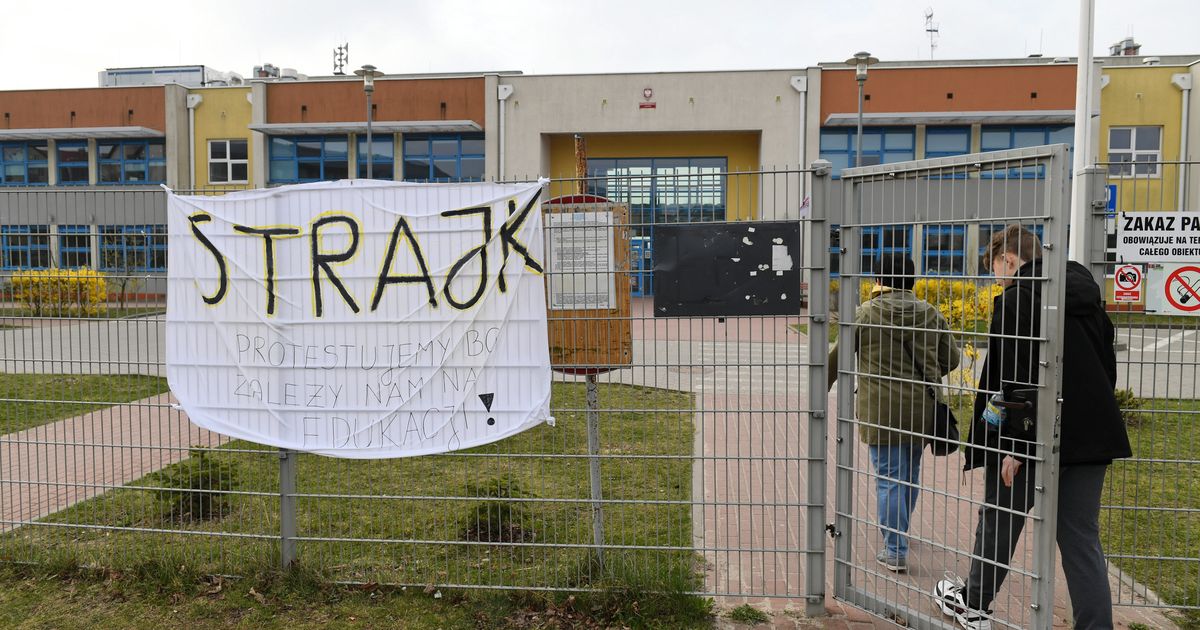 Poola valitsusel ei ole õpetajate nõudmiste rahuldamiseks raha