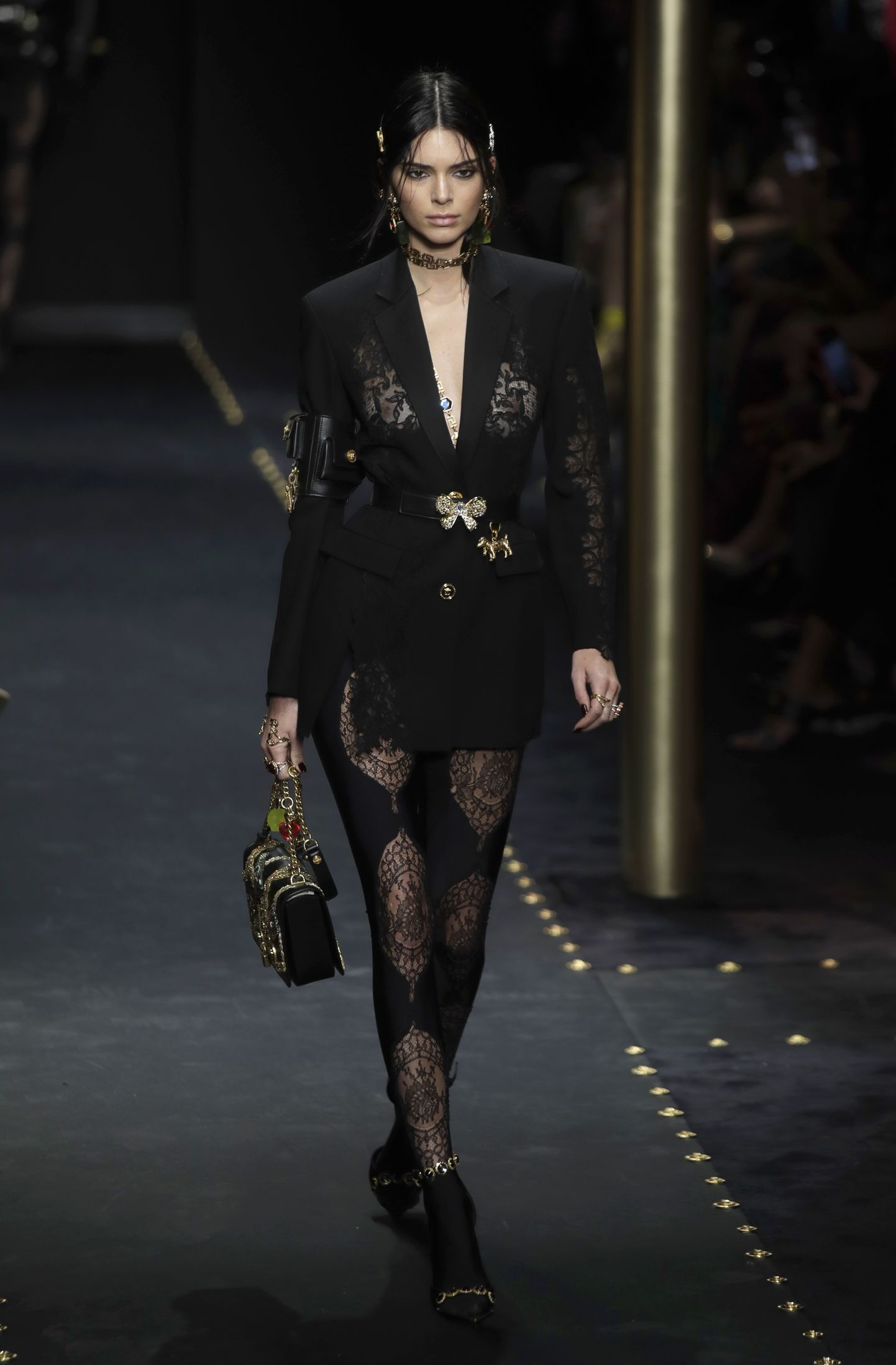 Новая коллекция от Versace осень-зима 2019-2020