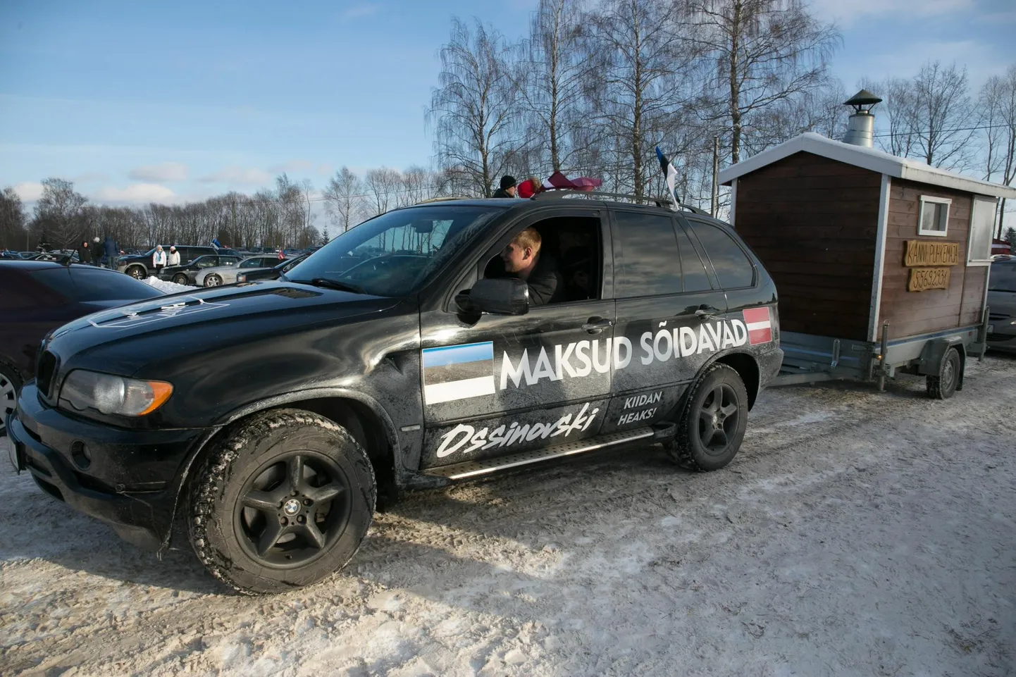 Aktsioon «Maksud sõidavad Lätti»&nbsp;Eesti Vabariigi 100. aastapäeval 24. veebruaril 2018 Põhja-Lätis Mazsalacas.