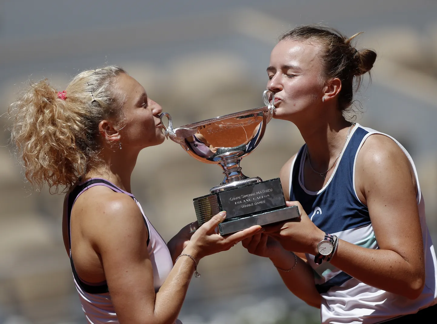 Katerina Siniakova ja Barbora Krejcikova (paremal).