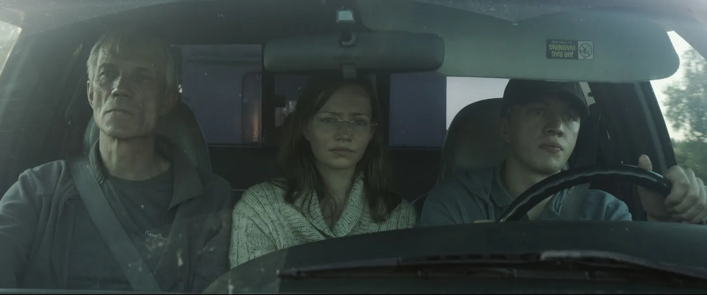 Teel: Rein Oja, Mirtel Pohla ja Jarmo Reha filmis «Portugal».