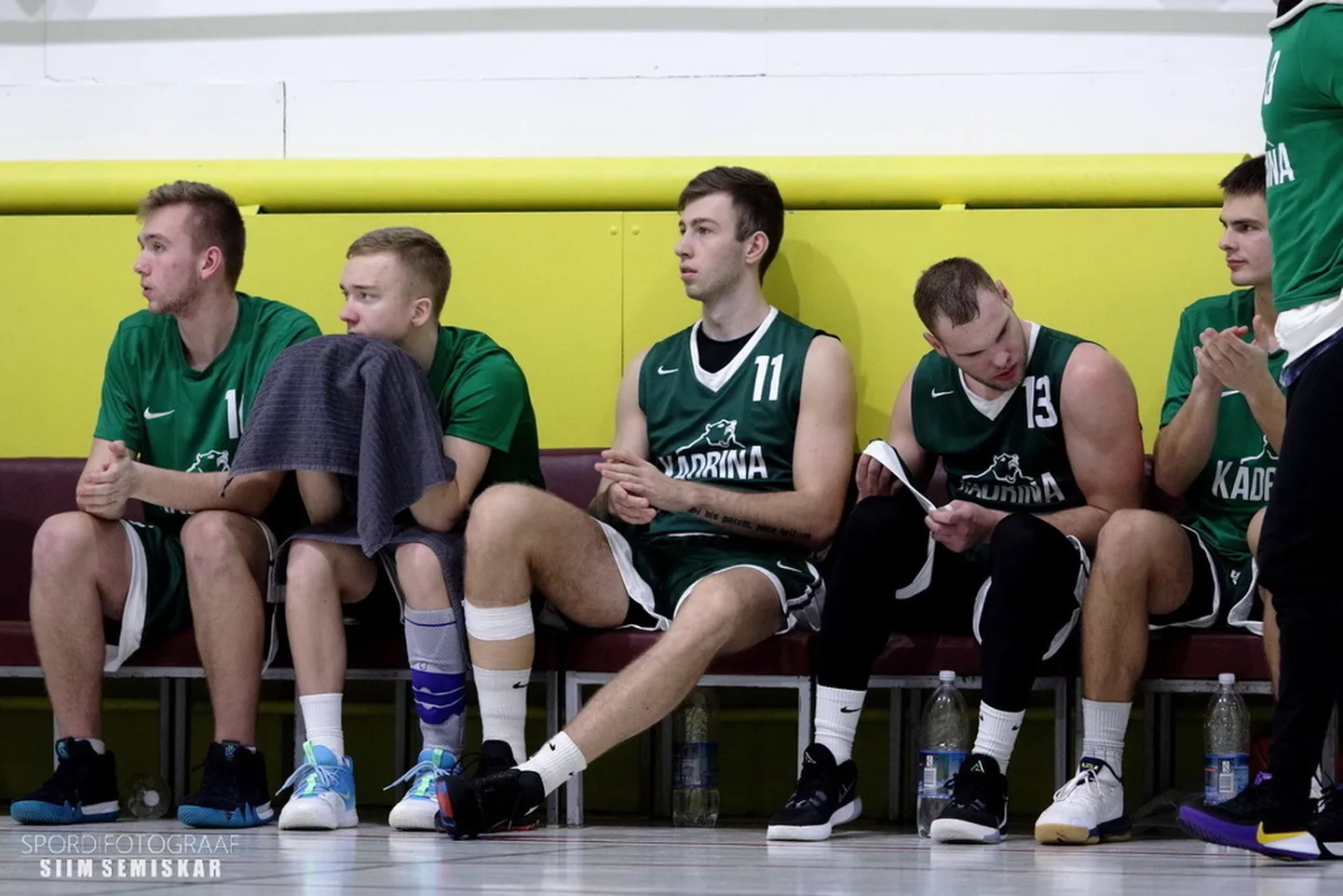 Hendry Engelbrechti (keskel) koduklubi püsib Islandil esialgu võiduta.