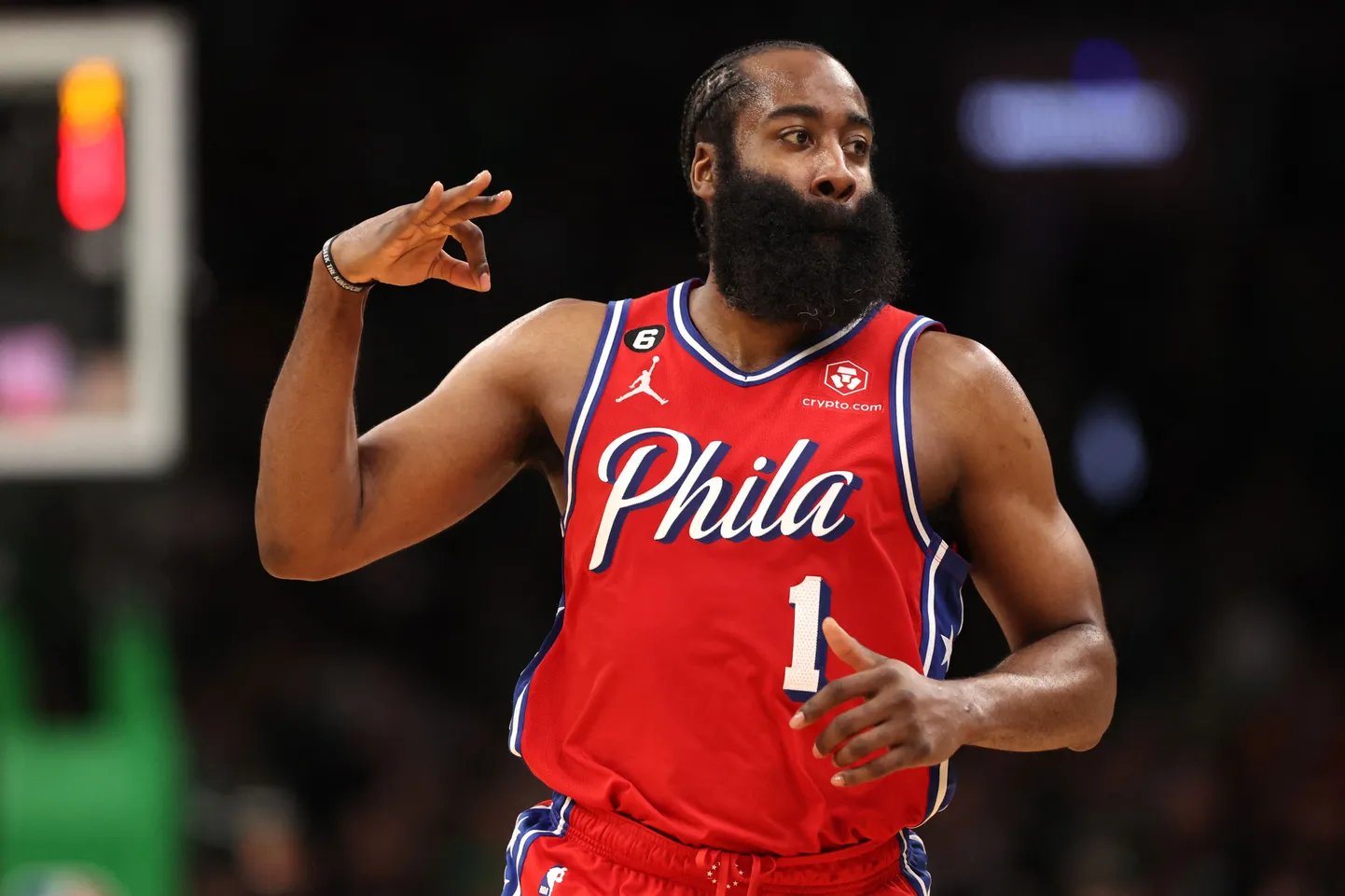 NBA zvaigzne Džeimss Hārdens