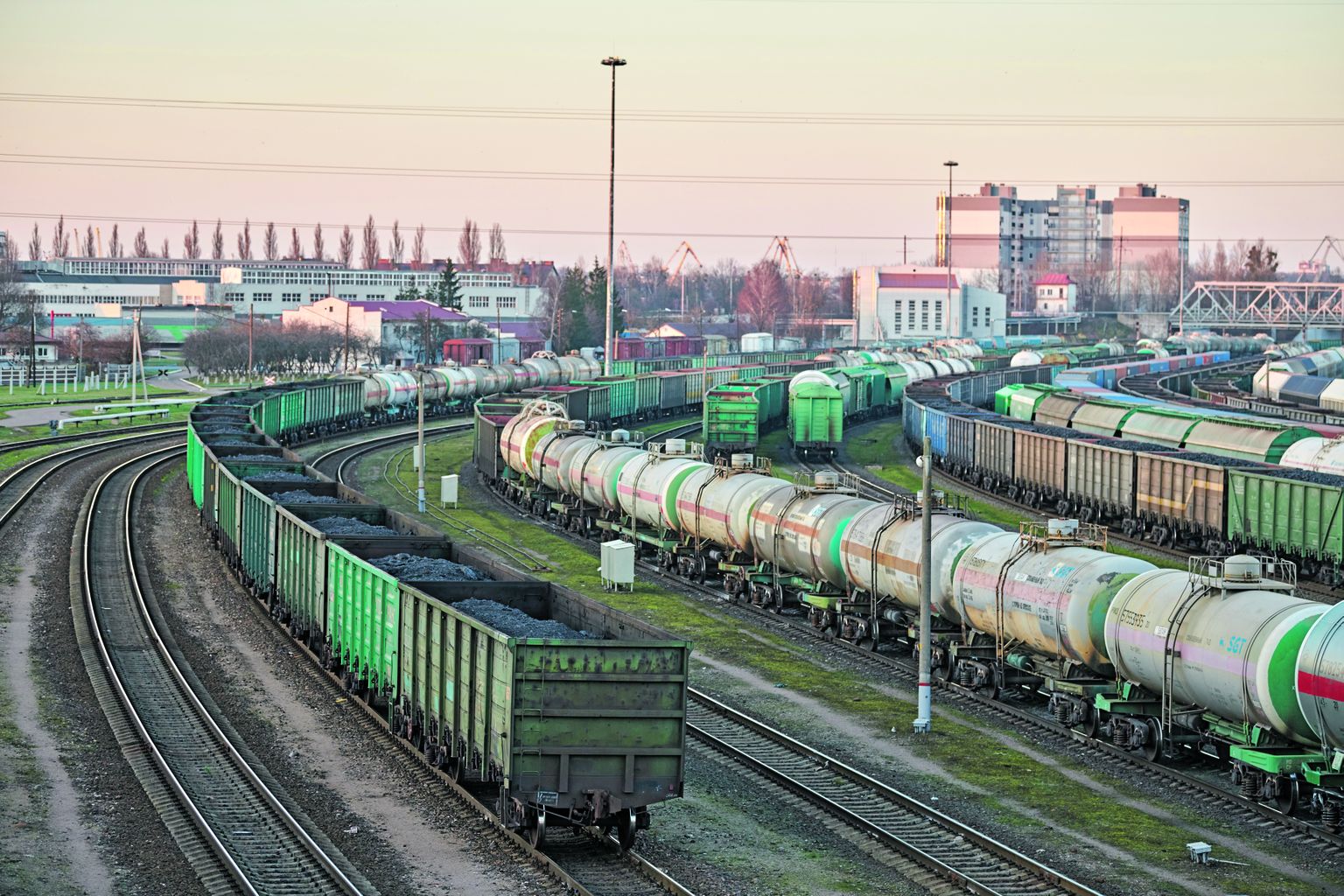 Sorteerimisrajad Kaliningradi sadama kaubaterminalidele lähenemisel.