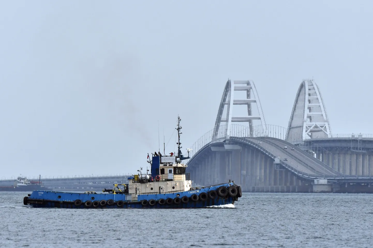 Kertši väina sild, mille hävitamine tähendaks venelastele Krimmis suuri probleeme.