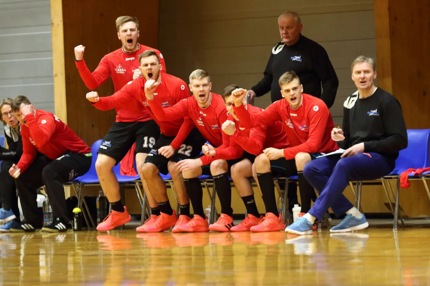 Ennastsalgav kaitsetöö ja kogu meeskonna panus on peatreener Kalmer Mustingu hinnagul Põlva Serviti edu võtmeks.