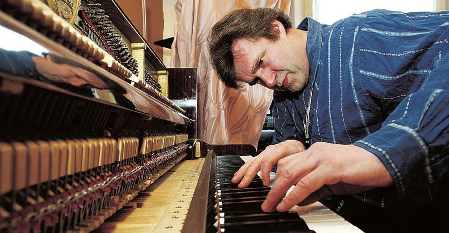 Muusikaõpetus on hinge ja vaimu eest hoolitsemine, rõhutab pedagoog Tonio Tamra.