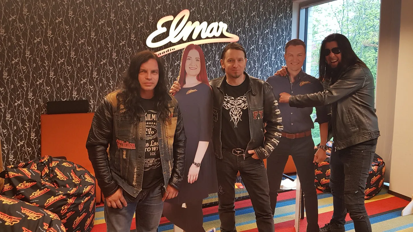 Ansambel Must Hunt raadio Elmar stuudios