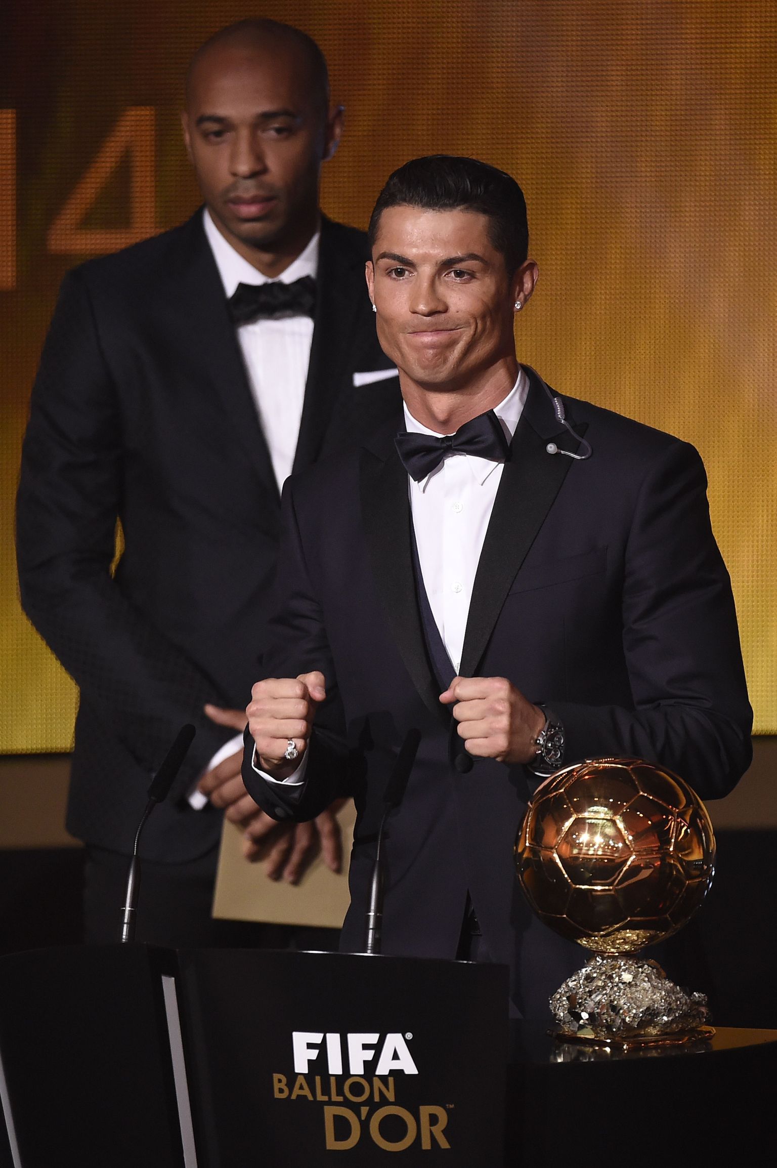Võidukas Cristiano Ronaldo valiti kolmandat korda maailma parimaks.