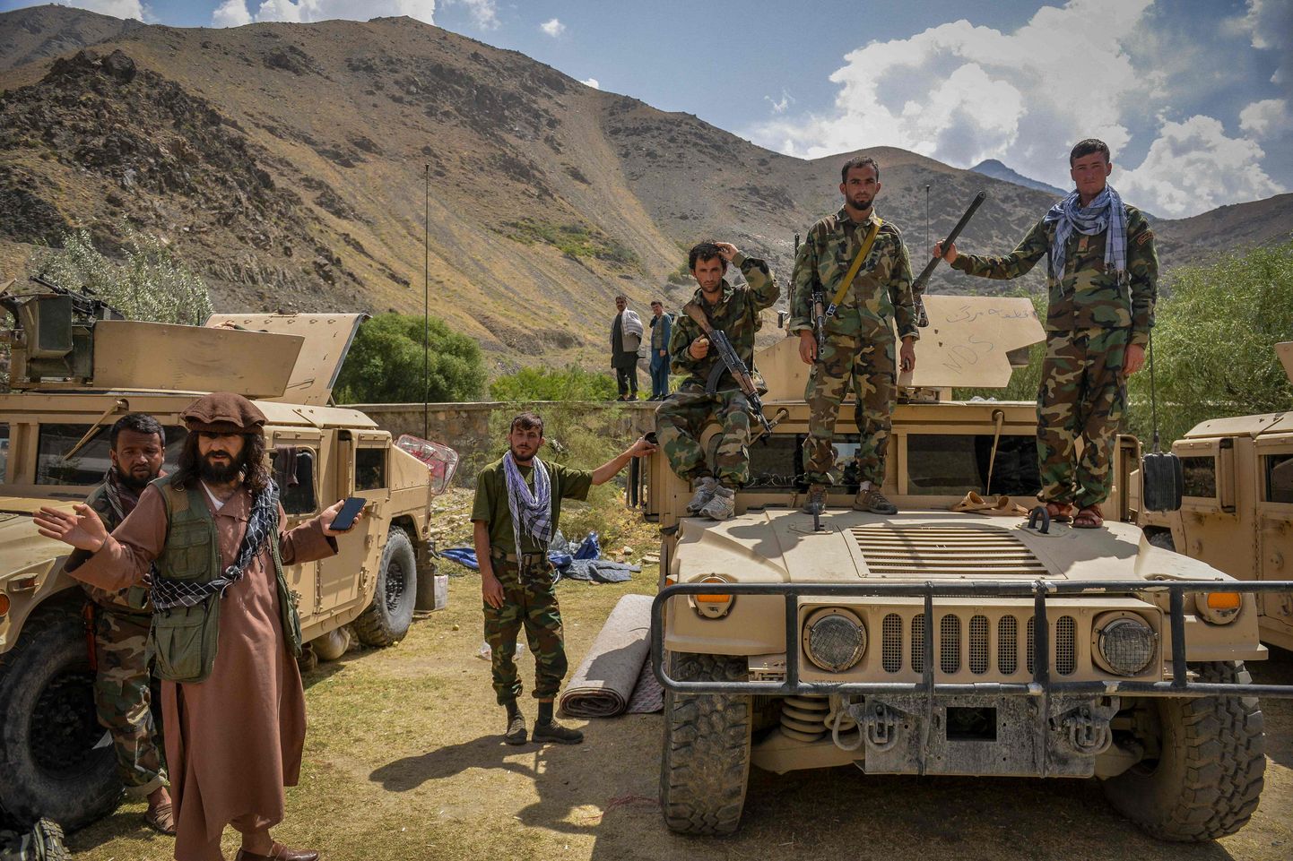 Bruņoti afgāņi Pandžšīras provincē. 19.augusts, 2021