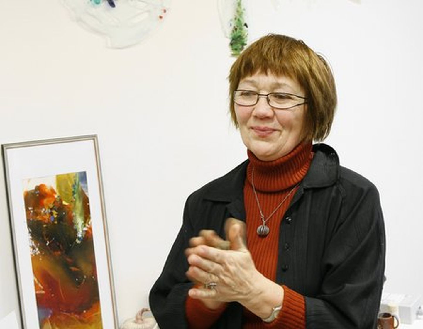 Hülle Haab on Valgas sündinud kunstnik ja kunstiõpetaja, kes 1990. aastate keskpaigast peab Karksi-Nuias väikest kunstikooli.