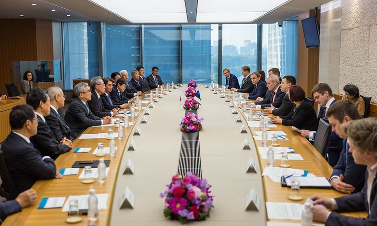 Peaminister Ratas sõitis äridelegatsiooniga Jaapanisse majanduskoostööd tihendama.
