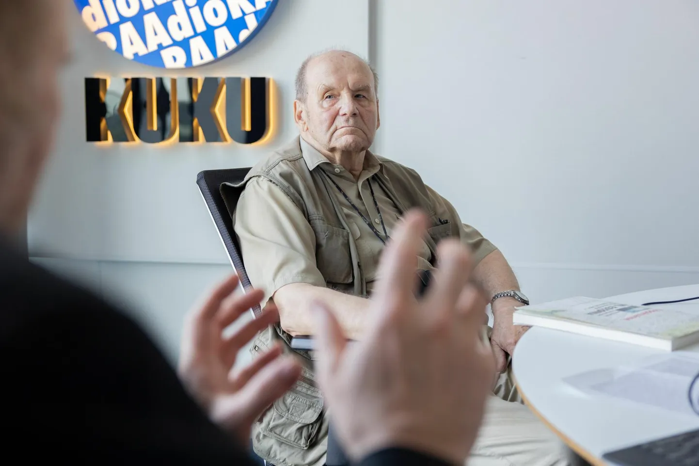 Allveearheoloog Vello Mäss põrutab Kuku raadio Marek Strandbergi saates «Kukkuv õun»: Estonia huku põhjus on ebaprofessionaalne laevaga ümberkäimine ekstreemsetes ilmastikutingimustes.