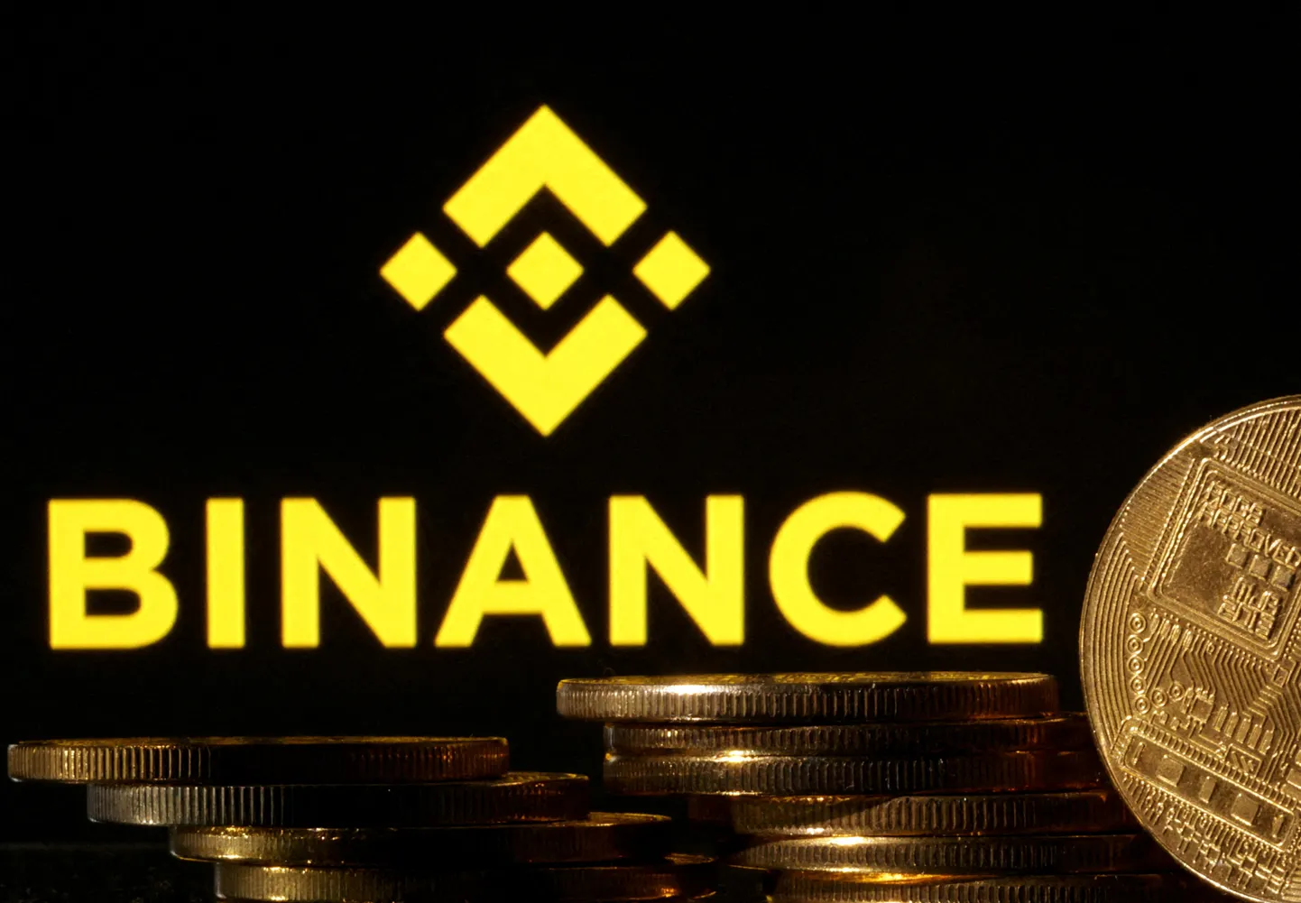 Binance ootab palju bitcoini pooldumisest