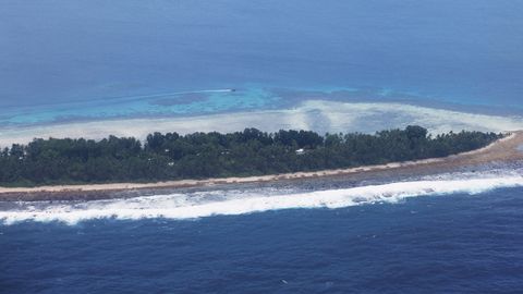 Več kot 80 % prebivalcev Tuvaluja si želi preseliti v Avstralijo zaradi podnebnih sprememb