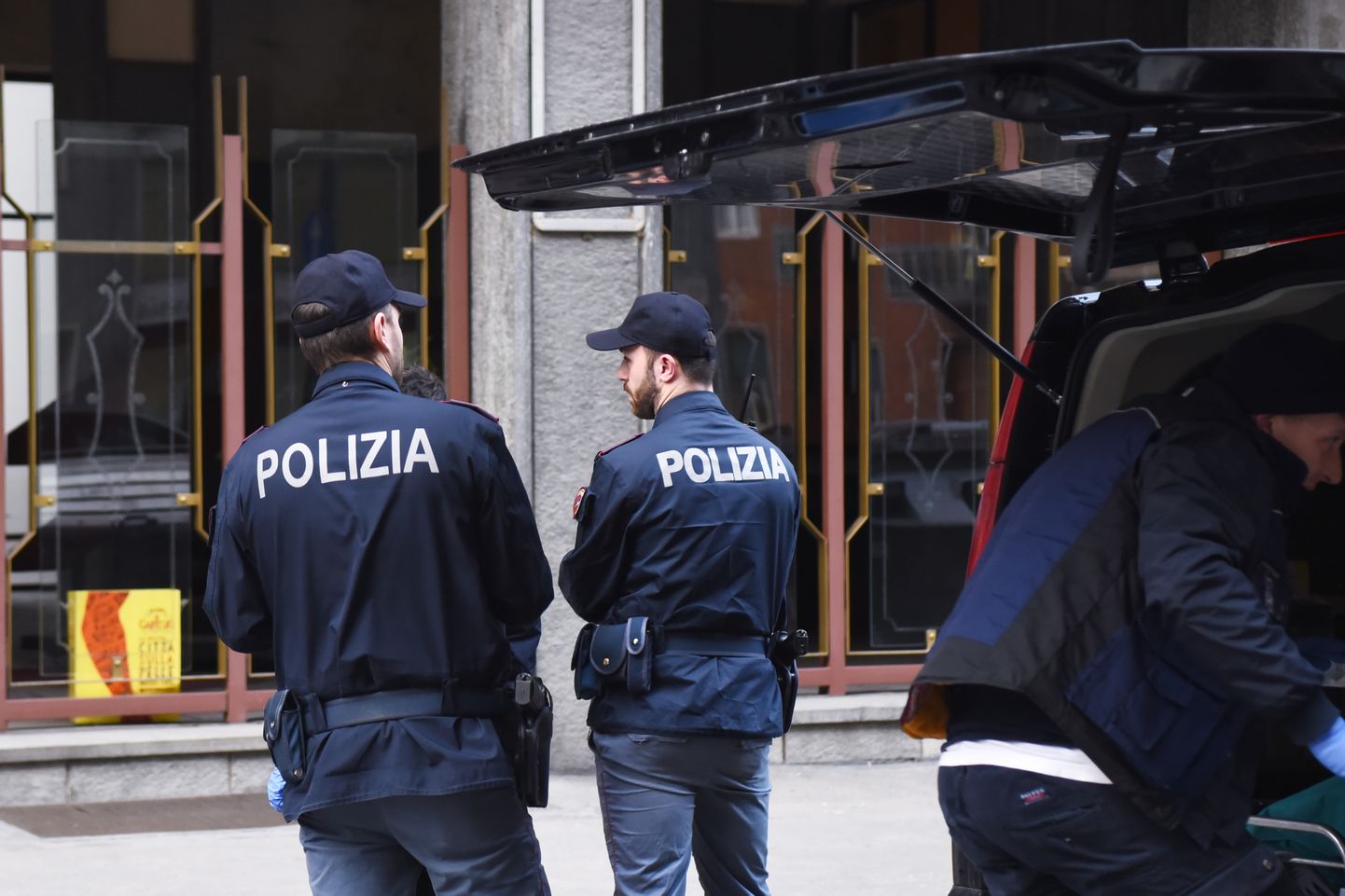 Itaalia politseinikud.
