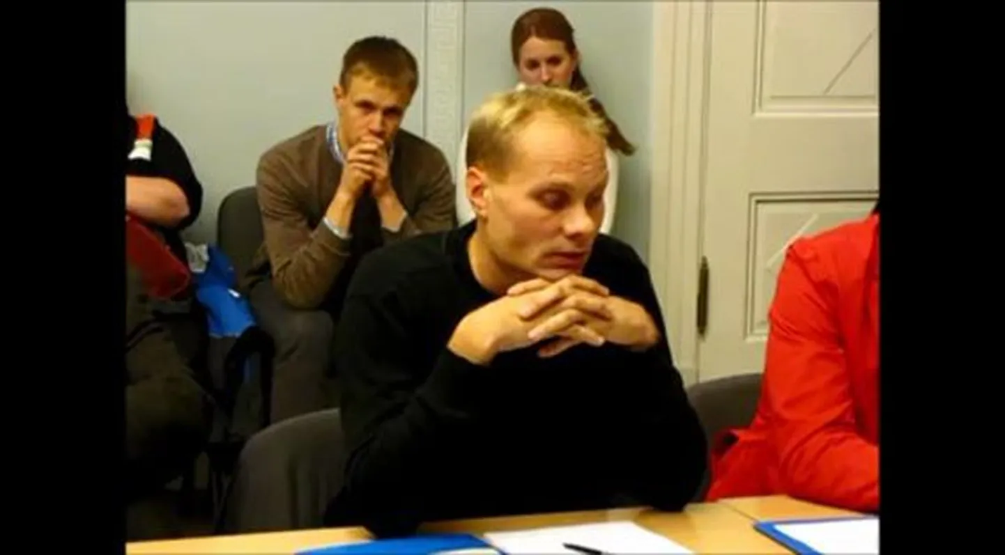 Jarkko Arhilahti: Mis saab jalgpalliväljakust?