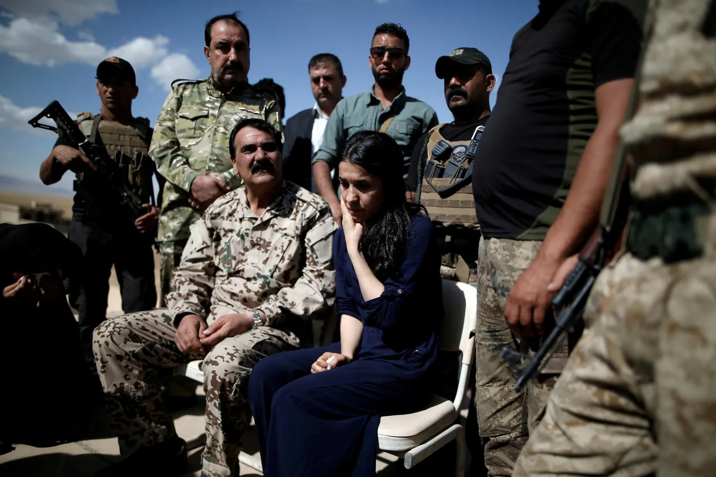 Nadia Murad külastamas esimest korda pärast röövimist oma koduküla Koji.
