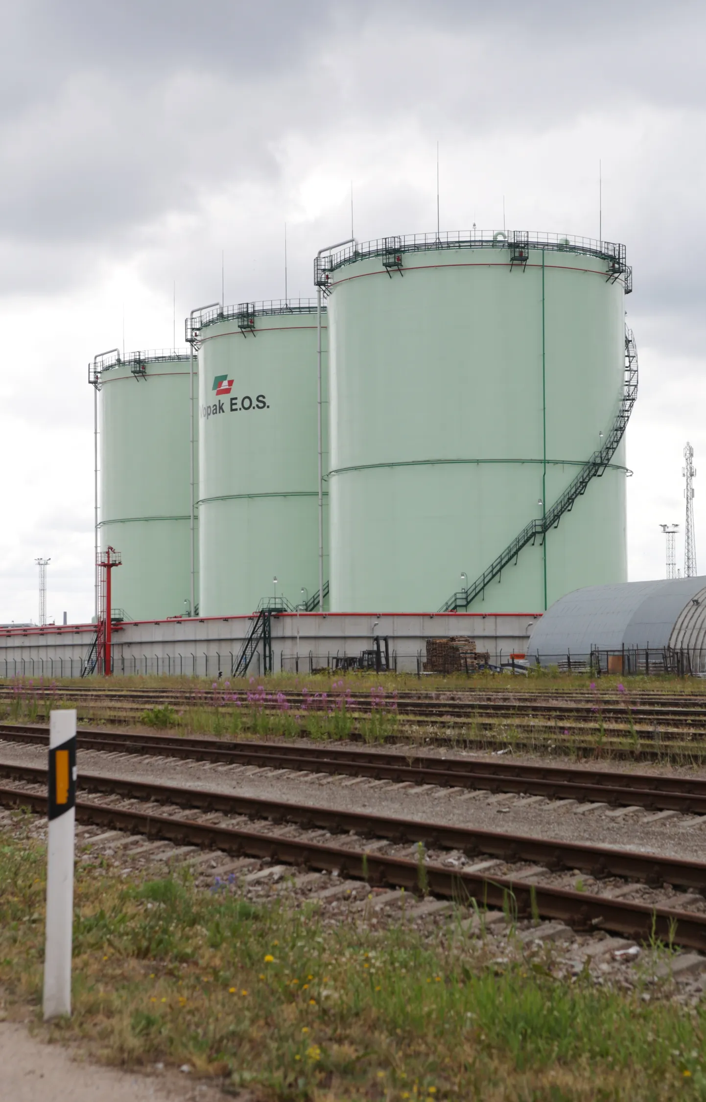 Нефтяные терминалы Vopak E.O.S.