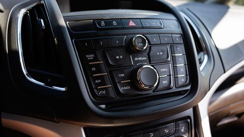 Autofirmad ahastuses: kas tulebki AM-raadio kohustus uutes autodes?