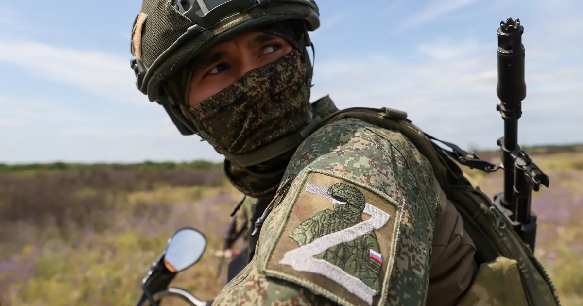 Ukraina andis Leedule välja sõjaroimades süüdistatava Vene sõduri