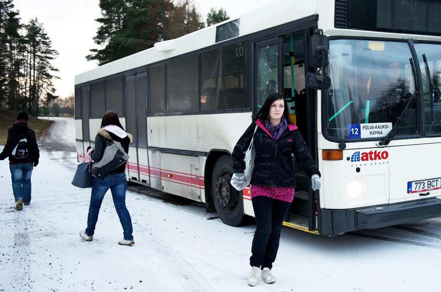 Plaani kohaselt hakkaks tulevikus maavalitsuse asemel maanteeamet otsustama, milliseid bussiliine üldse vaja      on ja  kui sageli kuskil bussid sõidavad.