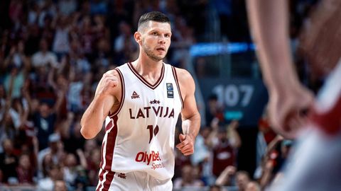 Lomažs karjeru turpinās Lietuvas komandā