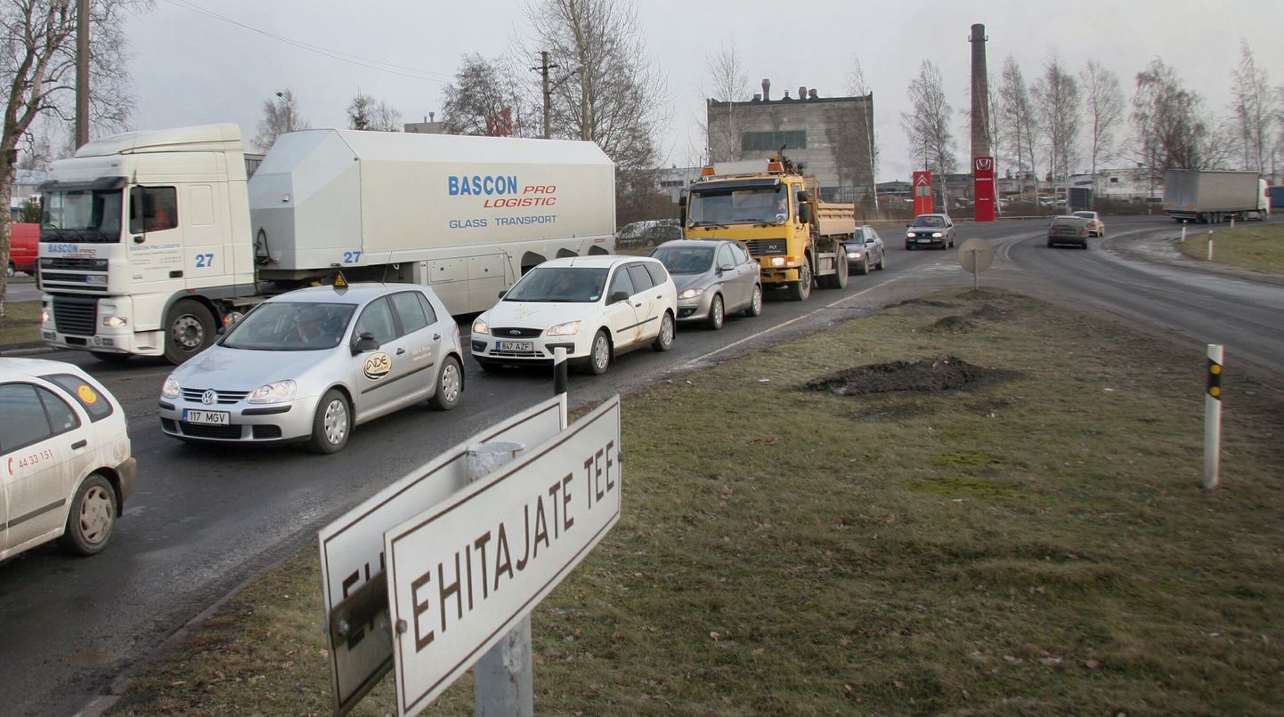 Rahvusvehelise automagistraali Via Baltica osaks jääva Pärnu ümbersõidutee ehitamiseks on tuleva aasta riigieelarvesse planeeritud 370 miljonit krooni.