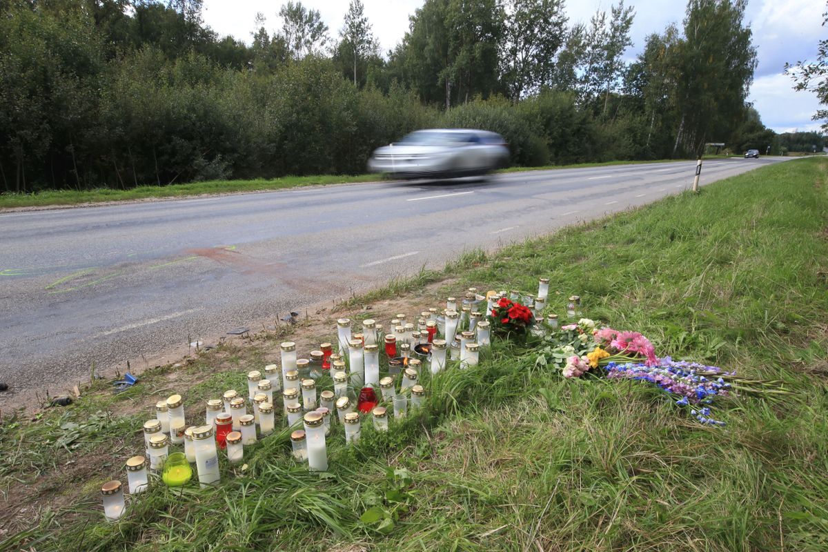 Raskes avariis hukkusid 15-aastane tüdruk ja 17-aastane noormees.