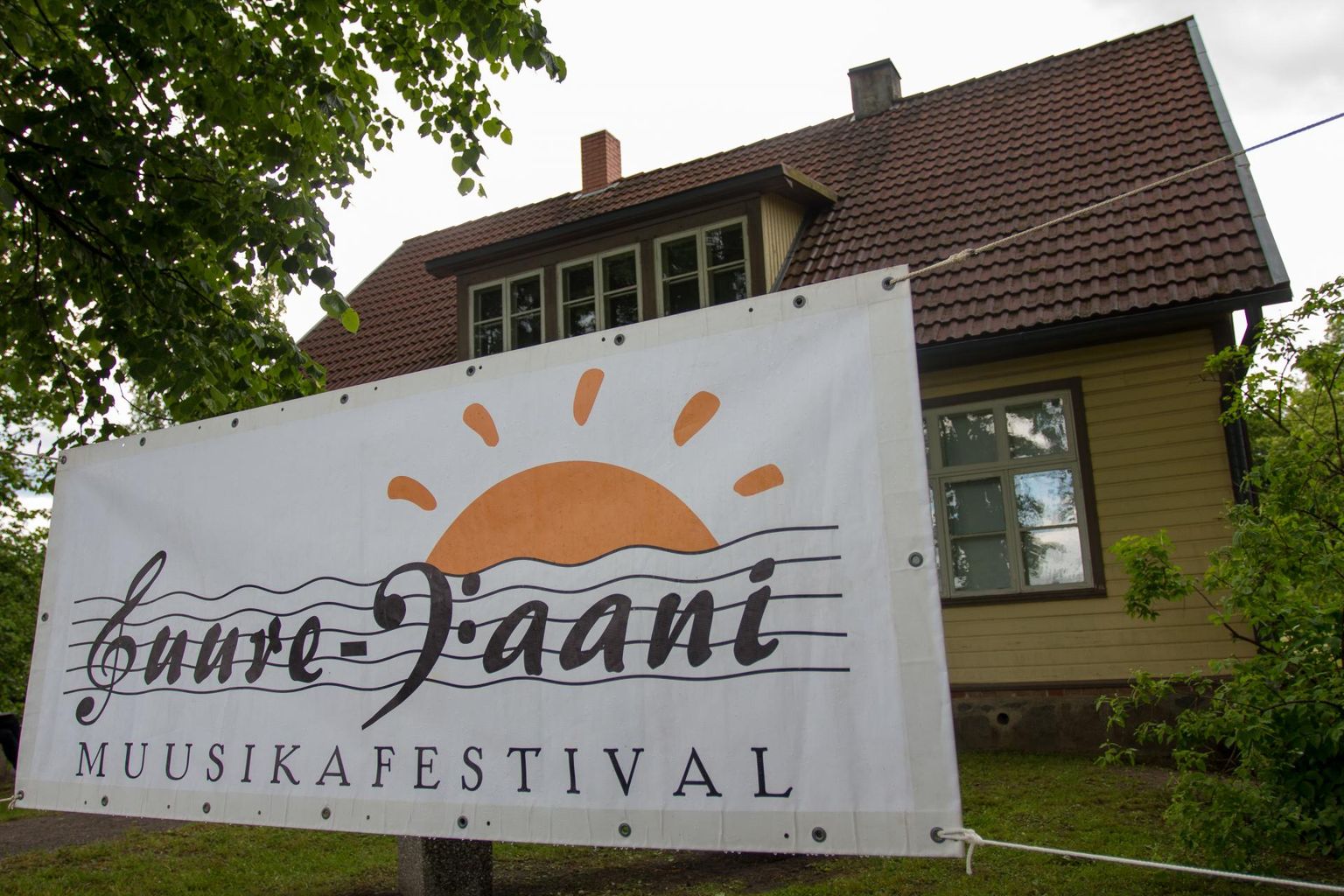Ülemaailmse koroonapandeemia tõttu otsustati tänavune Suure-Jaani muusikafestival ära jätta.