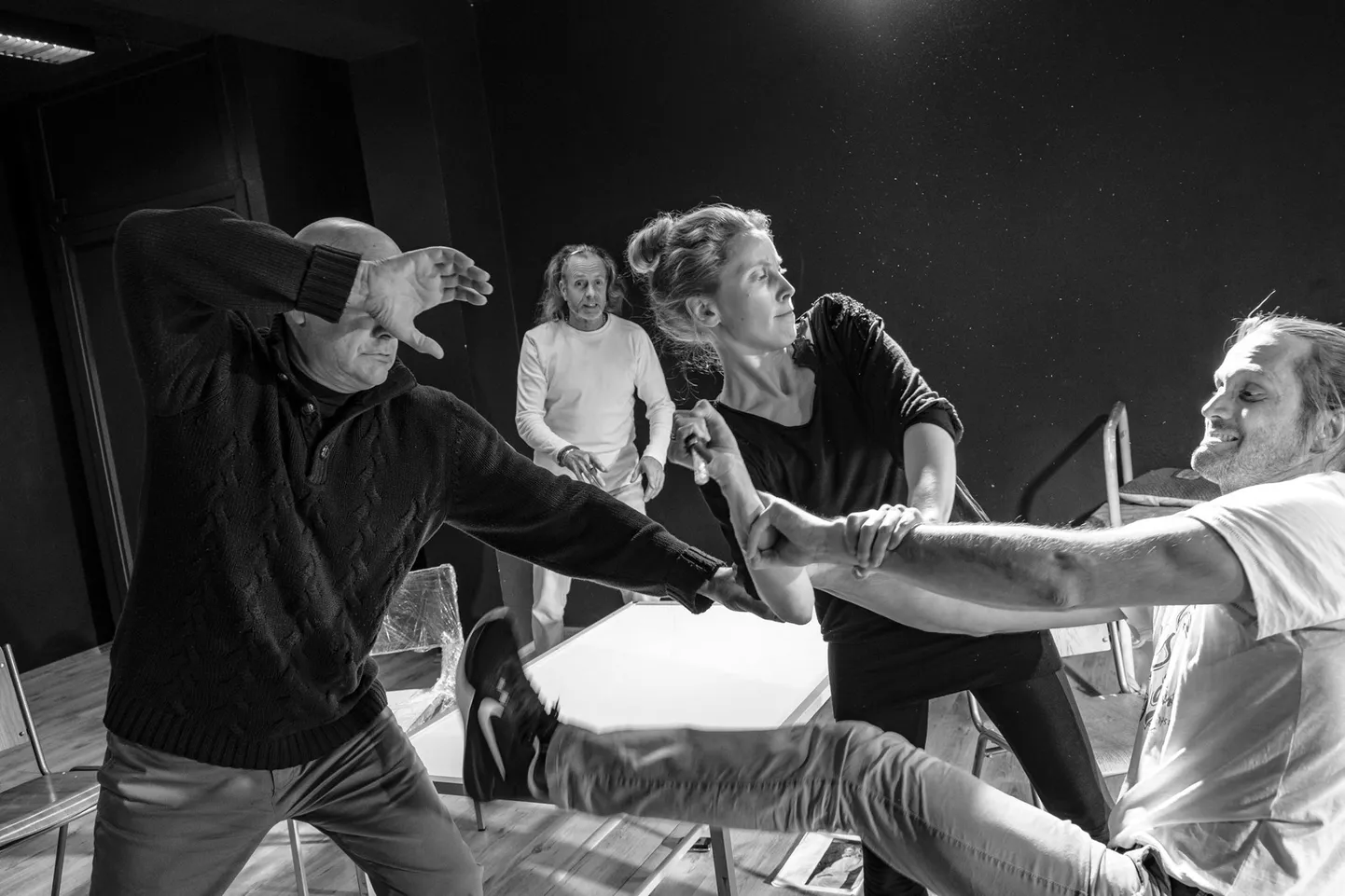 Heytk Polygon teatri etenduse «Peatumine ristteel ehk Jaan Tätte «Ristumine peateega»» proovist