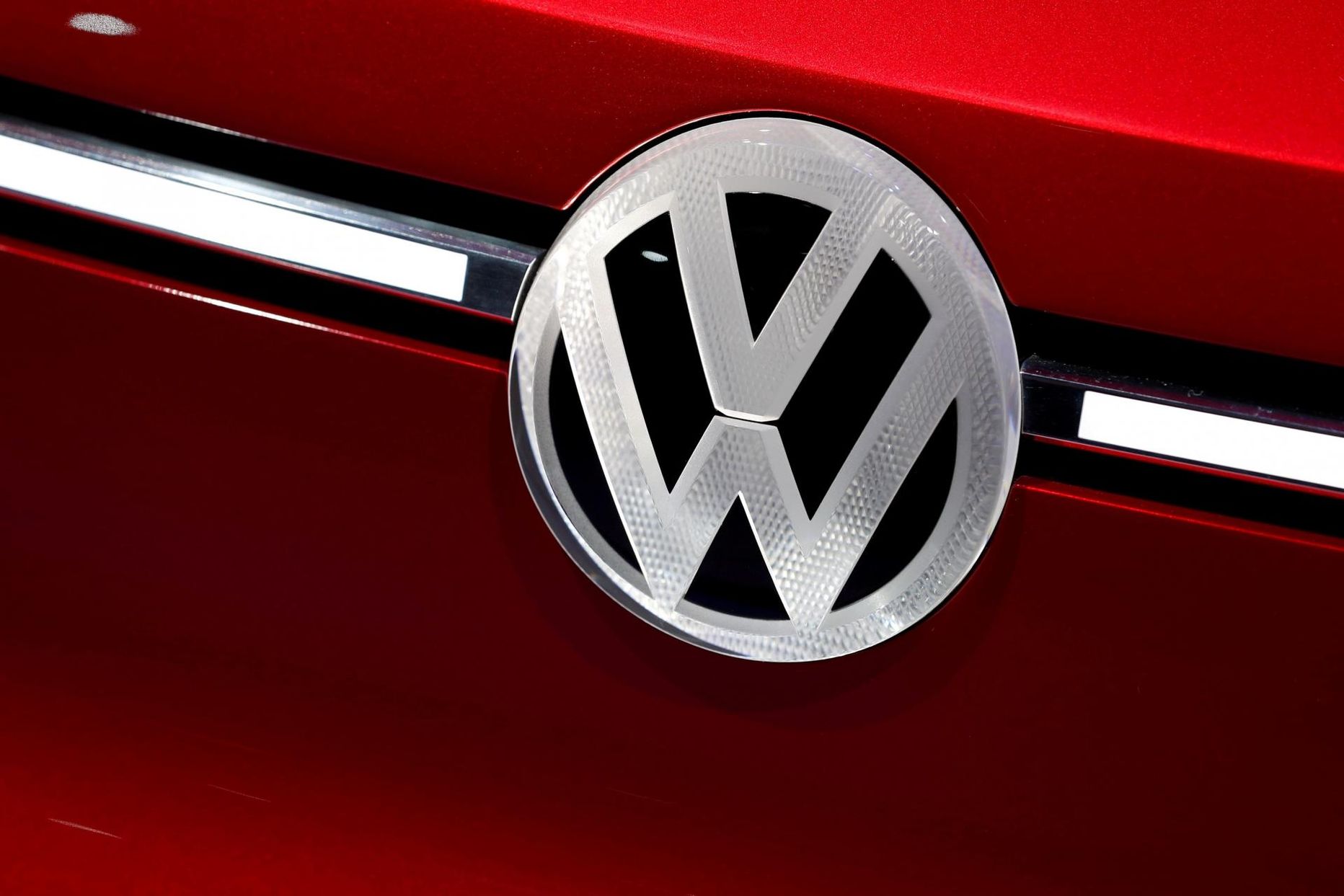 Volkswagen peab tarbijatele kokku 830 miljoni euro ulatuses hüvitist maksma.