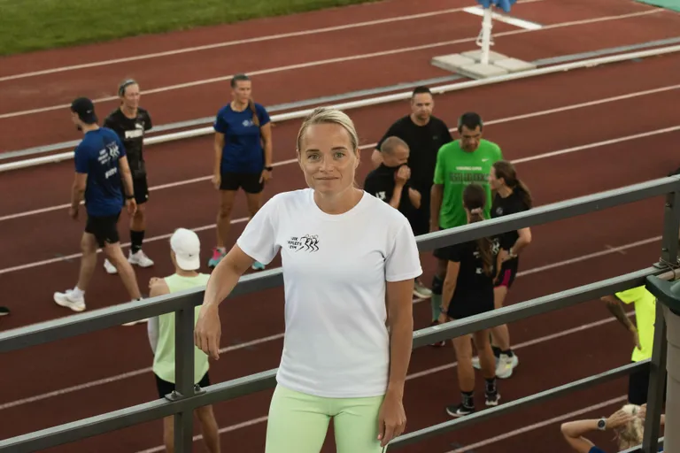 Lily Luik on üks pikamaajooksuga tegelevatest kolmikõdedest.