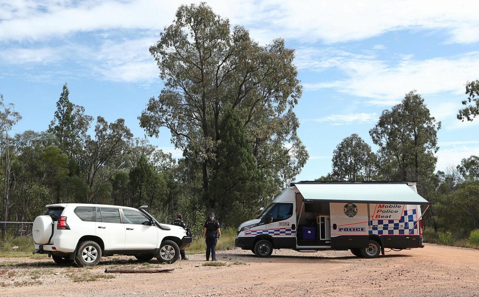 Politseiautod tulistamispaiga lähistel Wieambilla asulas Queenslandi osariigis. 