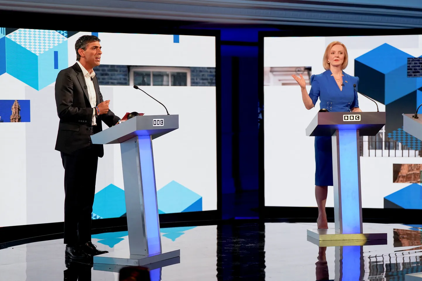 Rishi Sunak ja Liz Truss BBC teledebatis.