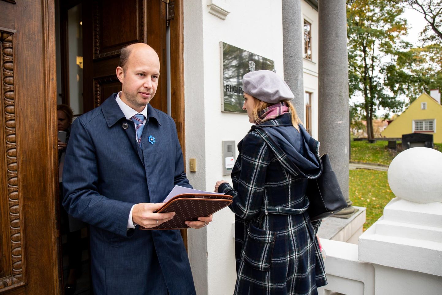 Eesti 200 esindaja Igor Taro viis riigiprokuratuuri kuriteokahtlustuse katuseraha jagamises. Kuritegu ei leitud.