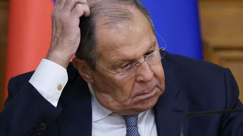 РАЙНЕР САКС ⟩ Немилость Путина: дни министра иностранных дел России Сергея Лаврова могут быть сочтены