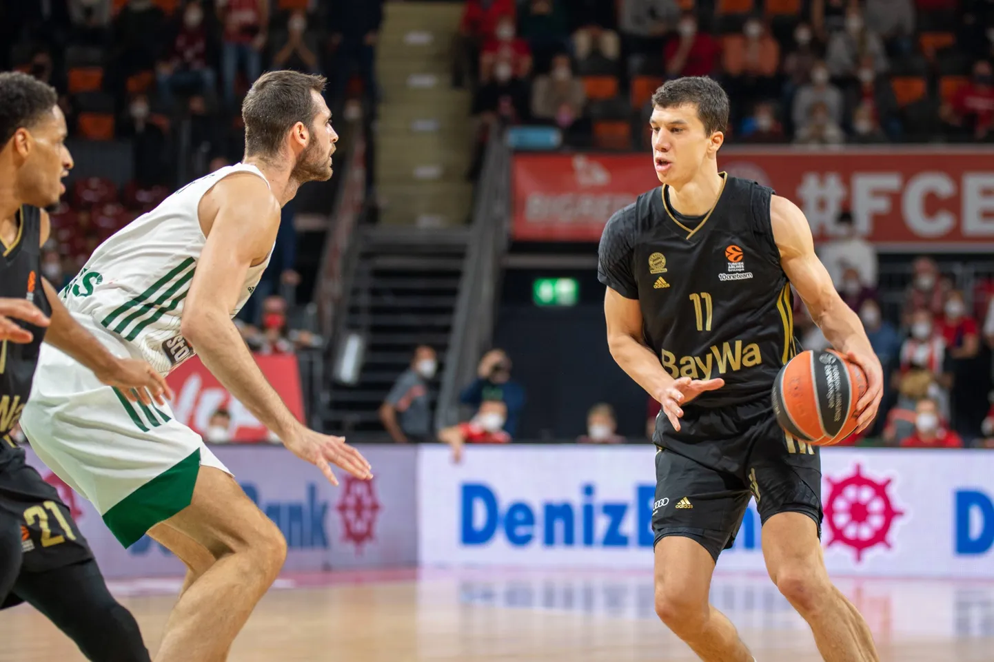 Vladimir Lucic kerkis üheks Bayerni kangelaseks.