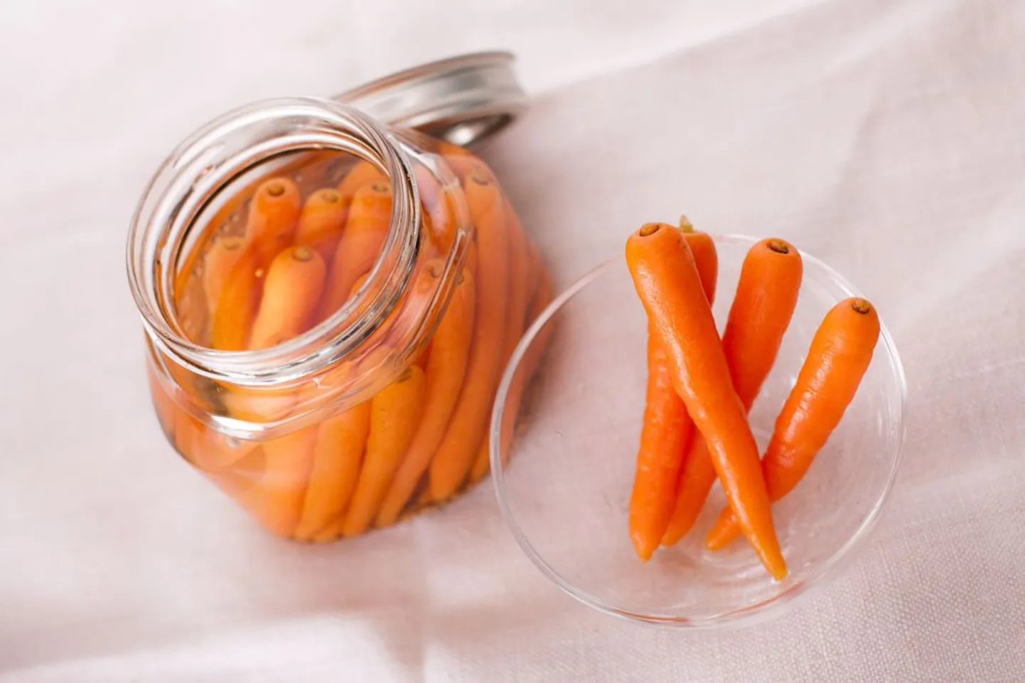 Маринованная морковь