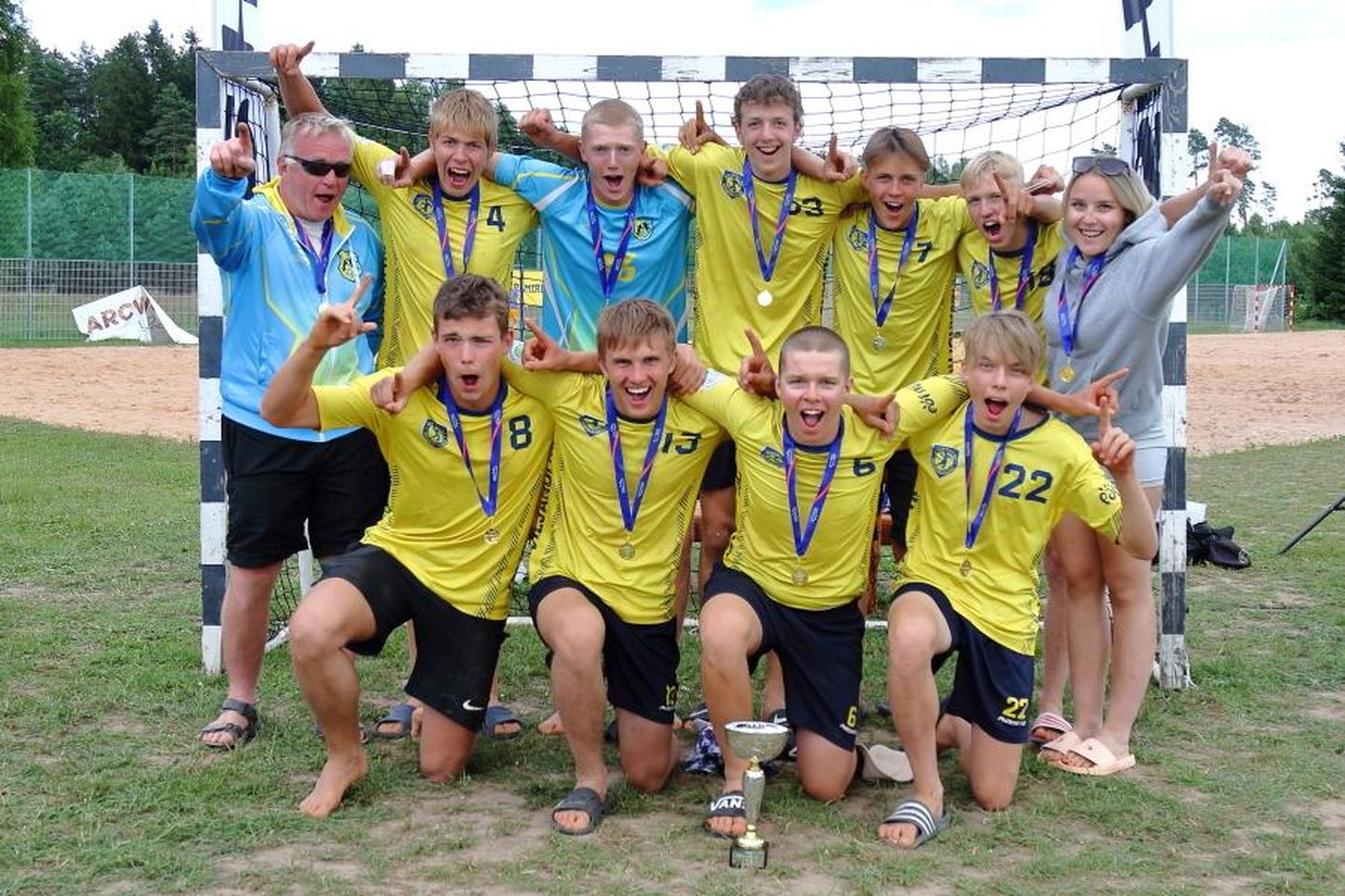 2005. sünniaastaga poisid võitsid kõik kolm etappi ja krooniti kindlalt Eesti meistriks.