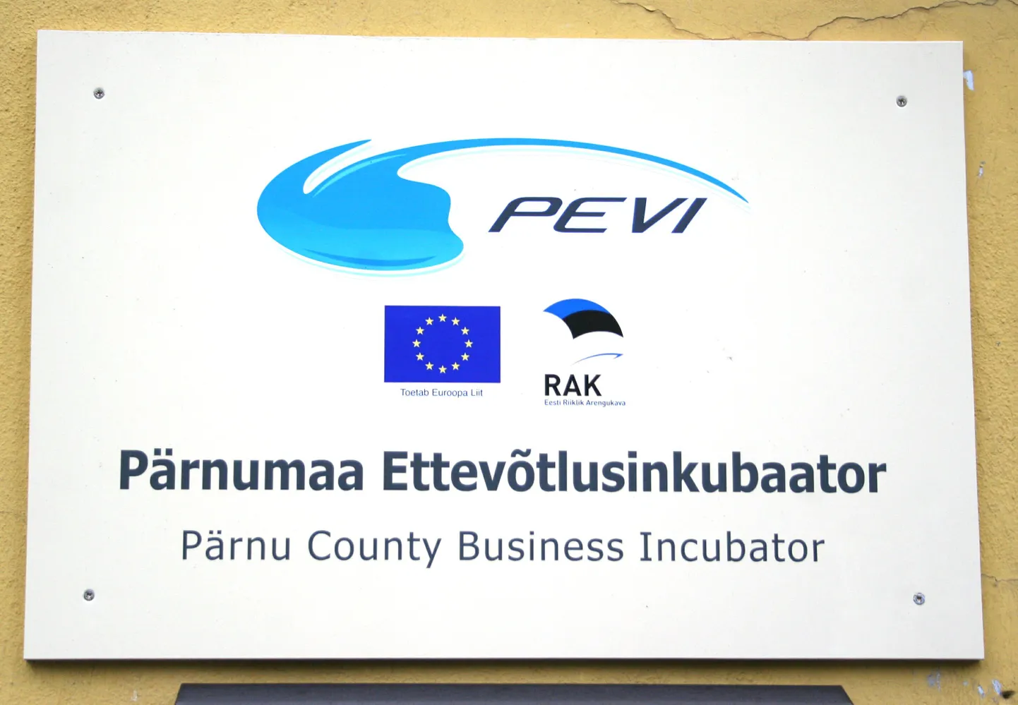 Pärnumaa ettevőtlusinkubaator hakkas uutelt ettevõtjatelt ja ettevõtlusest huvitatutelt taas taotlusi vastu võtma.