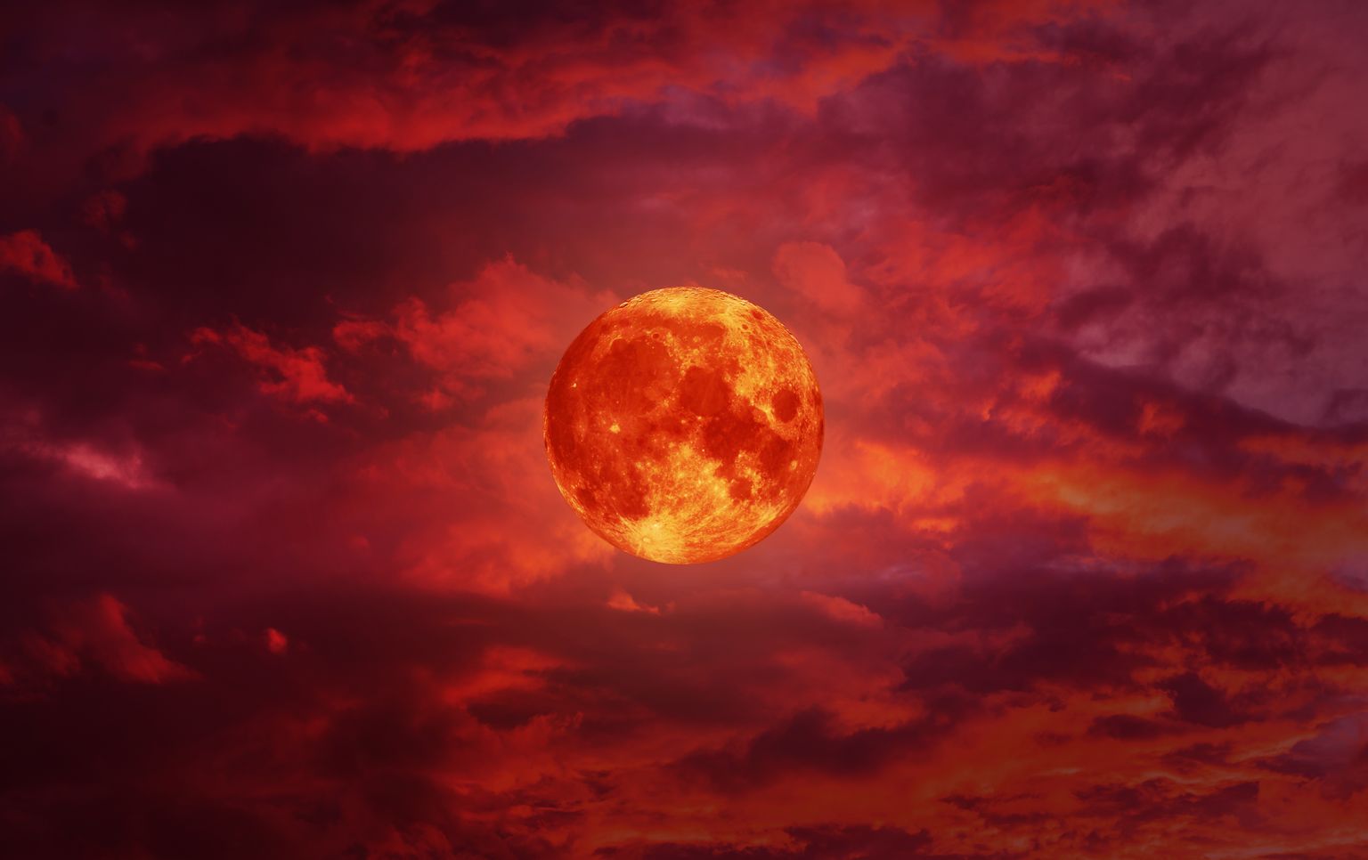 Кровавая луна. Иллюстративное фото.