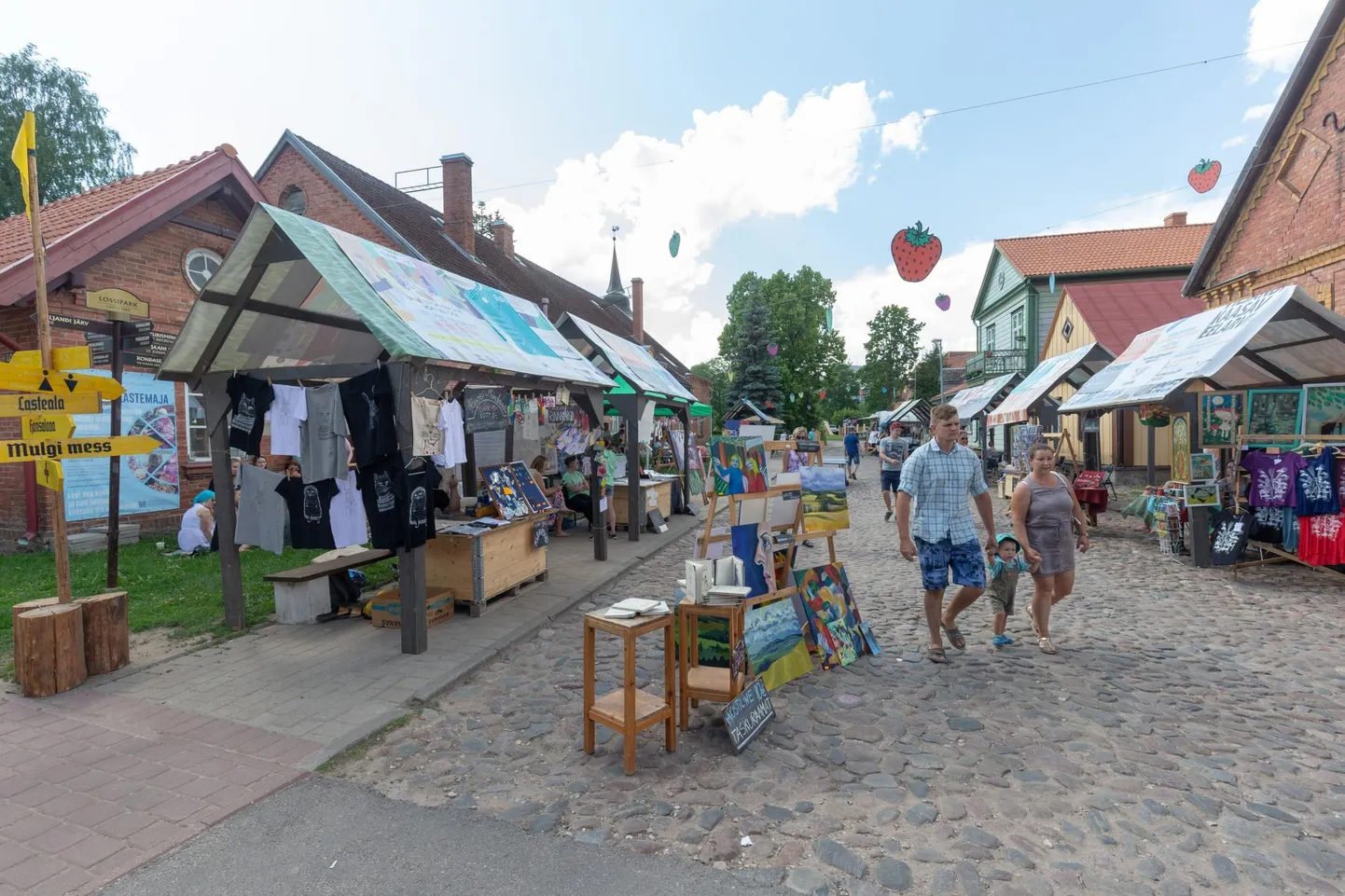 Hansalaadale ja Kunsttükkide tänavale pääseb ka tänavu praeguste plaanide järgi piiranguteta.