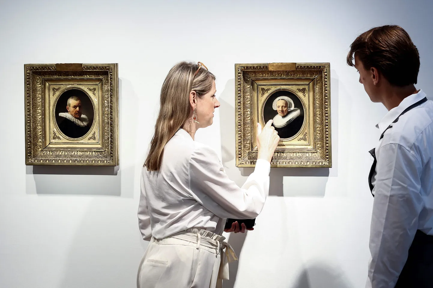 Christie'se oksjonimaja vanade meistrite maalide rahvusvaheline vanemspetsialist Manja Rottink esitleb kaht maali, mille autor oli Hollandi väljapaistev maalikunstnik Rembrandt.
