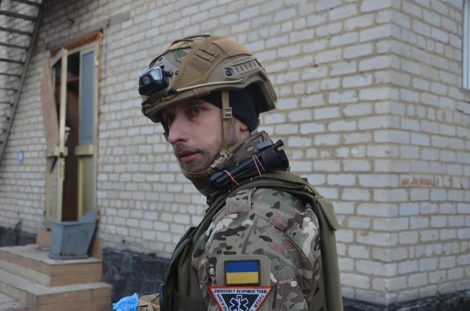 Eelmisel neljapäeval sai Vene sõdurite varitsuses Bahmuti kesklinnas üks Erko Laidineni meedikutegrupi liige surma ja viis haavata. Laidinen oli tiimist ainus, kes pääses vigastusteta.